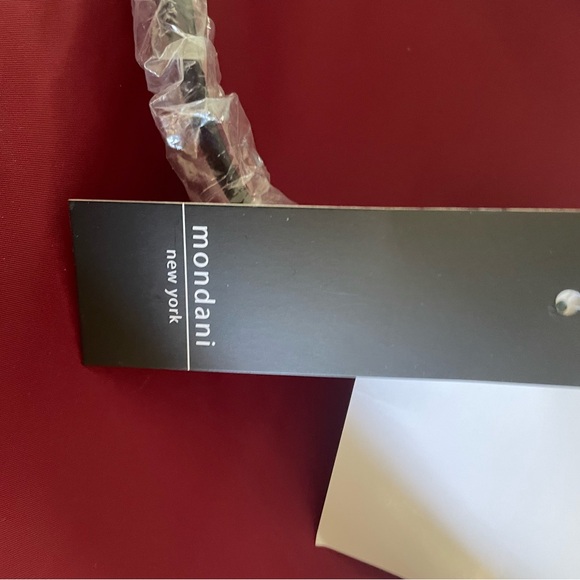 Mondani Weekender bag (maroon) - Picture 7 of 7